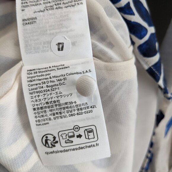 Women's H&M Bishop Sleeve Tie-belt dress | Size M - Picture 11 of 12